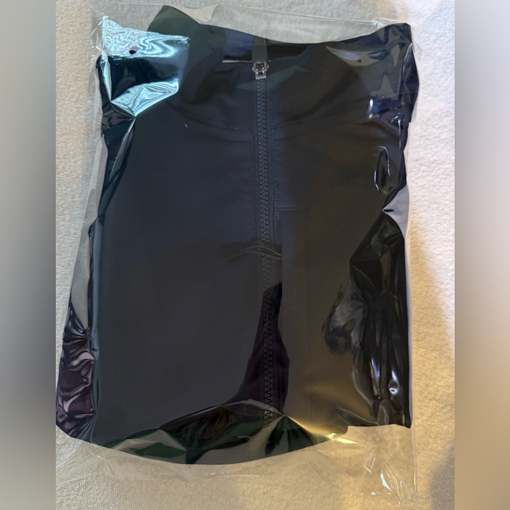 Men's Navy Performance Jacket - Picture 14 of 14